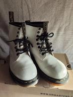 Dr Martens mt 40, Wit, Ophalen of Verzenden, Dr. Martens, Gedragen