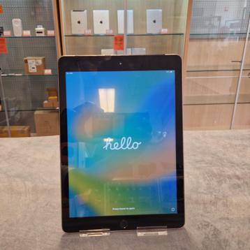 Apple iPad 6e Generatie 128GB iOS 17 Accu 87 - In Nette Staa beschikbaar voor biedingen