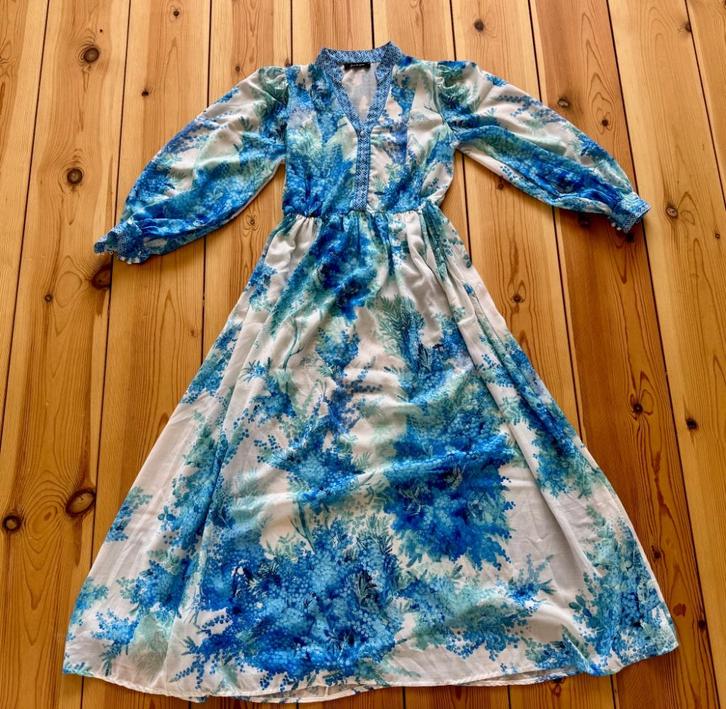 Jus de Pom Jurk / Maxidress - Blauw Wit - Small / Medium, Kleding | Dames, Jurken, Zo goed als nieuw, Maat 38/40 (M), Blauw, Onder de knie