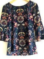Blouse blauw bloemmotief M, Kleding | Dames, Blouses en Tunieken, Ophalen of Verzenden, Zo goed als nieuw, Maat 38/40 (M), Blauw