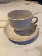 11 Crème Kleurige Kopjes met Bordjes te Brecht, Ophalen, Nieuw, Effen, Kop(pen) en/of Schotel(s)