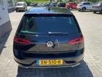 Volkswagen Golf 1.0 TSI Highline / PDC V+A / Navigatie / Tel, Voorwielaandrijving, Stof, Euro 6, Zwart