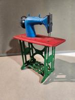 Antiek ijzeren naaimachientje, Antiek en Kunst, Antiek | Speelgoed, Ophalen of Verzenden