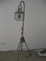 Apart mooie antiek-look grijze staande lamp € 19,95., Ophalen, Zo goed als nieuw, Metaal, 150 tot 200 cm