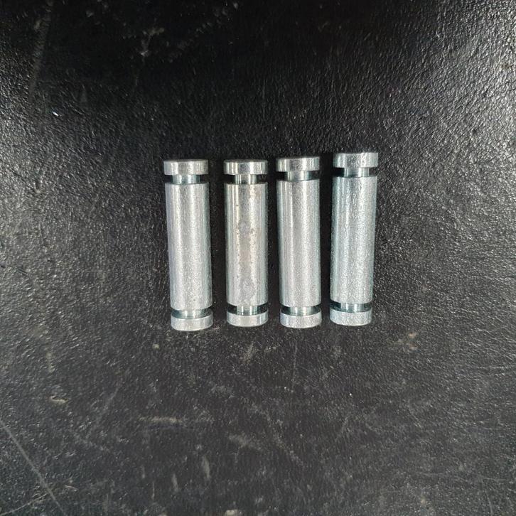 4x Almawood metalen schappendragers, plankendragers, legbor, Doe-het-zelf en Verbouw, IJzerwaren en Bevestigingsmiddelen, Gebruikt