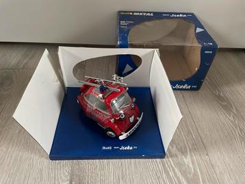 1:18 Revell BMW Isetta 250 Feuerwehr Hamburg NIEUW beschikbaar voor biedingen