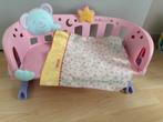 Nenuco poppenbedje met licht en geluid, Ophalen, Gebruikt, Babypop