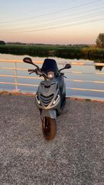 Piaggio zip Porsche blauw, Fietsen en Brommers, Scooters | Piaggio, Ophalen, Zo goed als nieuw, Benzine, Zip