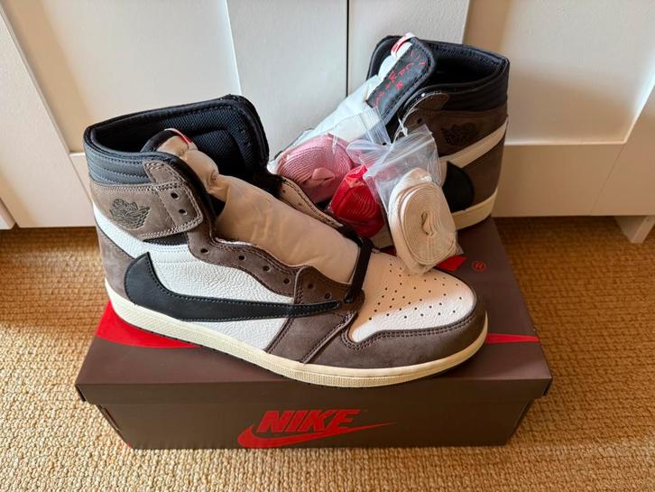 Nike Air Jordan 1 Retro High Travis Scott Mocha maat 45 US11, Kleding | Heren, Schoenen, Nieuw, Sneakers of Gympen, Bruin, Ophalen of Verzenden
