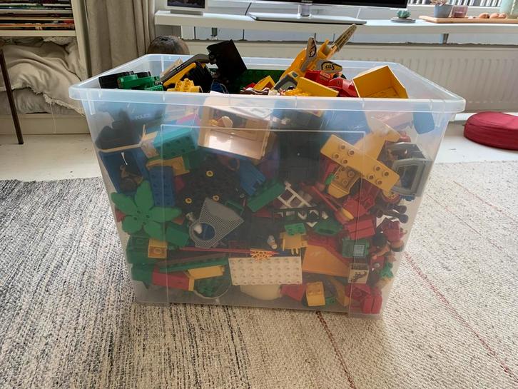 Grote bak Duplo, auto’s, poppetjes etc, Kinderen en Baby's, Speelgoed | Duplo en Lego, Gebruikt, Duplo, Ophalen