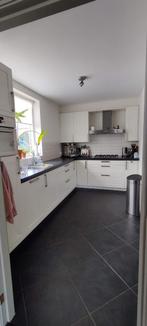 Gratis afhalen L-keuken, Huis en Inrichting, Keuken | Complete keukens, Ophalen, Gebruikt, Wit, Hoekkeuken