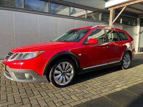 Saab 9-3 9-3 X  4x4 20 ltr automaat in ROOD, Auto's, Saab, Bedrijf, Saab 9-3, 4x4, ABS, Airbags, Centrale vergrendeling, Climate control