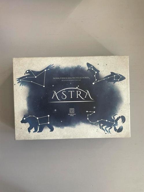 Astra + promo pack (ongespeeld), Hobby en Vrije tijd, Gezelschapsspellen | Bordspellen, Zo goed als nieuw, Een of twee spelers