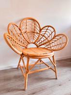 Rotan lotusstoel, Huis en Inrichting, Stoelen, Ophalen, Bruin, Zo goed als nieuw, Eén