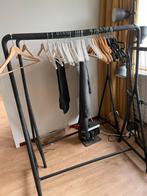 2x IKEA Turbo Kledingrek Zwart - Prima Staat!, Kleding | Dames, Kledingrekken, Ophalen, Zo goed als nieuw