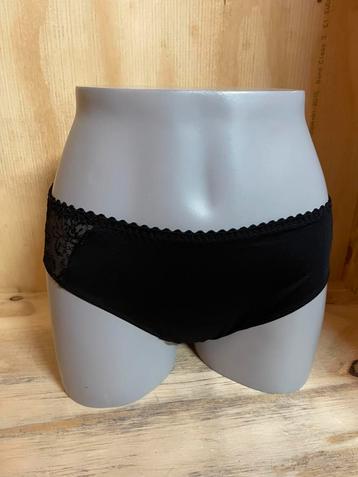 Prima donna slip maat 42 model alara 056-3010 beschikbaar voor biedingen