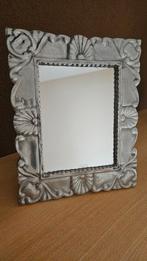Spiegel in metalen lijst, denk gietaluminium. Staand,liggend, Ophalen of Verzenden, Rechthoekig, Minder dan 50 cm, Minder dan 100 cm