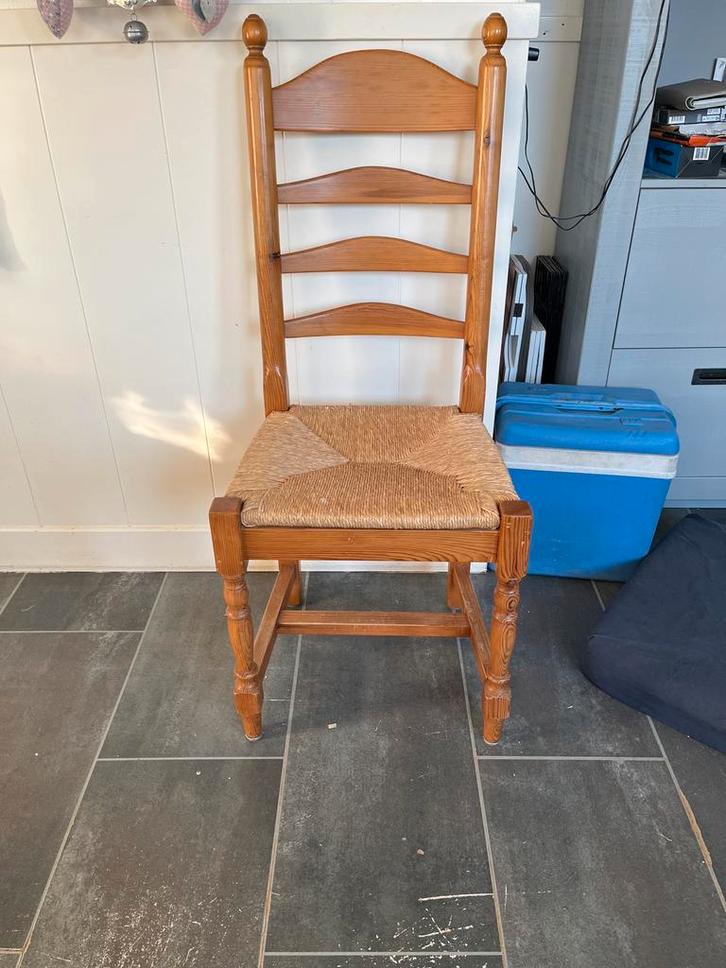 Grenen Eetkamerstoelen met Rietzitting en grenen tafel, Antiek en Kunst, Antiek | Meubels | Stoelen en Banken, Ophalen