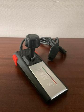Atari CX24 deluxe joystick controller in orginele doos beschikbaar voor biedingen