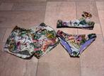 Molo bikini met kort broekje maat 110/116, Ophalen of Verzenden, Zo goed als nieuw, Meisje, Sport- of Zwemkleding