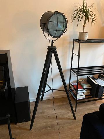 Staande lamp studio / Spotlight beschikbaar voor biedingen