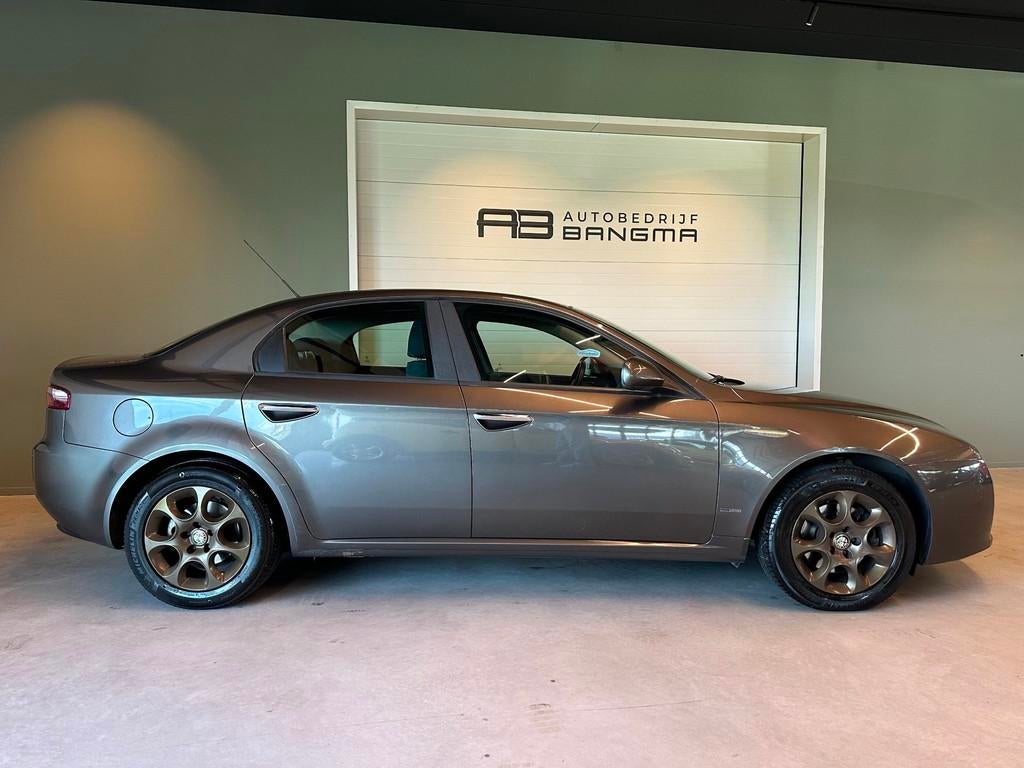 Alfa Romeo 159 2.2 JTS CORPORATE-uitv|CLIMA AIRCO|LM-VELG|CR, Auto's, Alfa Romeo, Voorwielaandrijving, Gebruikt, Zwart, 4 cilinders