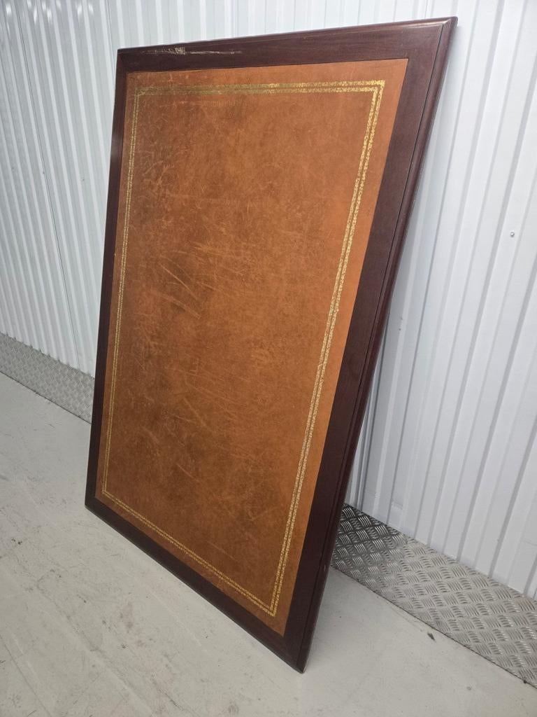 Chesterfield bureau, vintage uniek model, Huis en Inrichting, Bureaus, Ophalen of Verzenden, Gebruikt