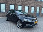 Volkswagen Polo 6C HIGHLINE 1.2 TSI 110PK Airco Cruise PDC, Voorwielaandrijving, Stof, 4 cilinders, Zwart