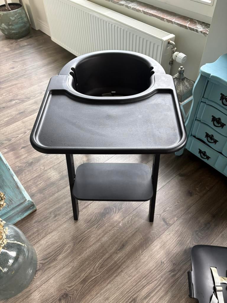 Stokke Steps met baby verkleiner en tafelblad, Kinderen en Baby's, Ophalen, Zo goed als nieuw, Stoel(en)