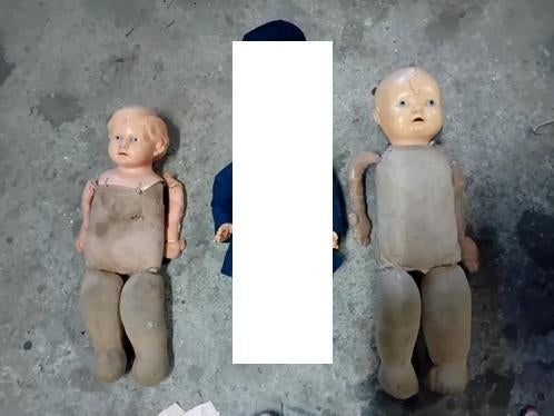 vintage 4 x pop poppen reismandje houten bedje 1 x knuffel, Antiek en Kunst, Antiek | Speelgoed, Ophalen of Verzenden