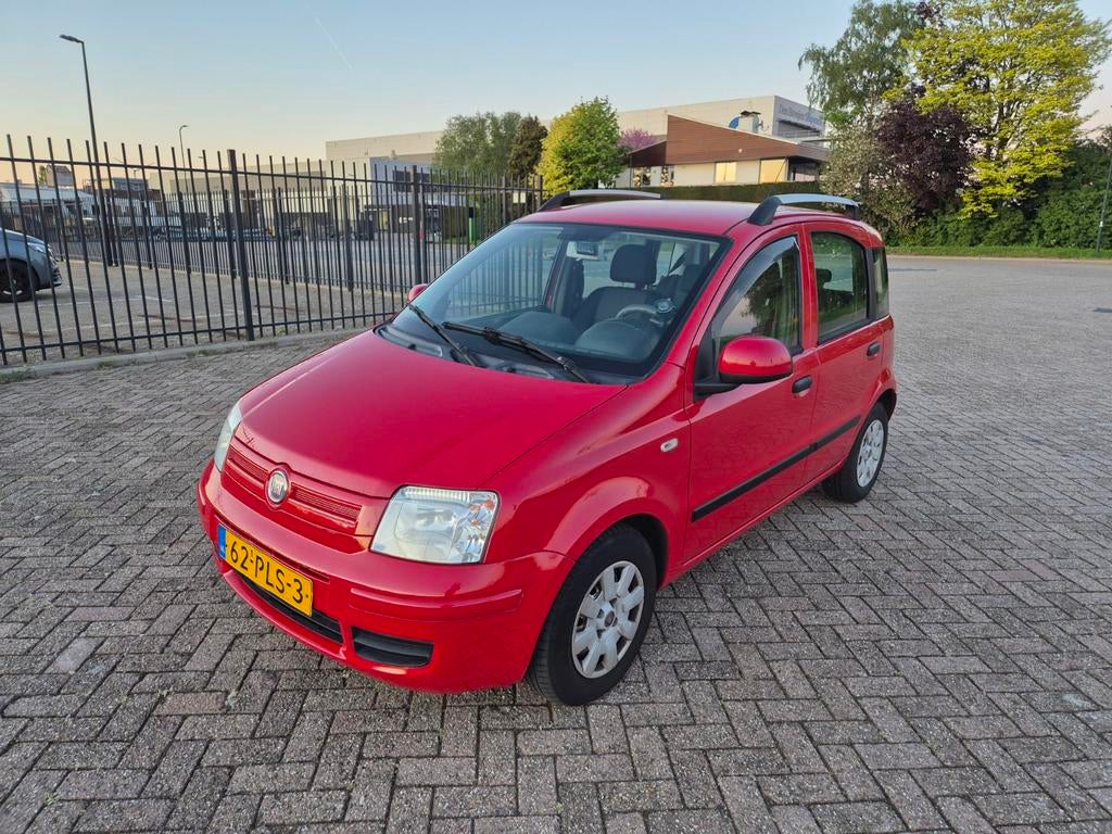 Fiat Panda 1.2 Rood 2011 Nieuwe Apk, Auto's, Fiat, 1242 cc, Origineel Nederlands, Bedrijf, Handgeschakeld