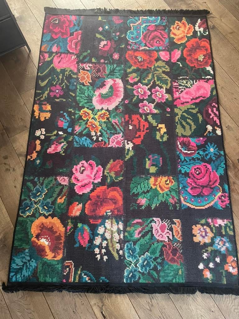 Leuk kleed 120x185, Huis en Inrichting, Ophalen of Verzenden, Zo goed als nieuw, 150 tot 200 cm, Rechthoekig