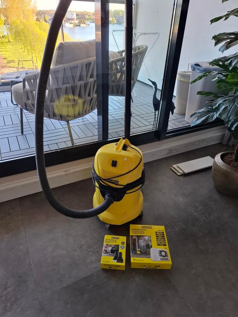 Karcher WD3 Stofzuiger met toebehoren., Ophalen, Gebruikt, Overige typen