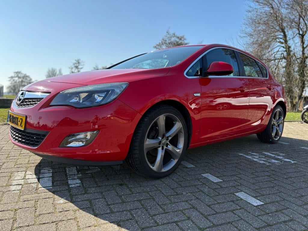 Opel Astra 1.4 Turbo Ecotec - 154pk - Airco - Trekhaak, Auto's, Opel, Voorwielaandrijving, Euro 5, Stof, 4 cilinders