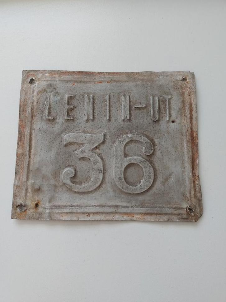 Oud Lenin straatnaambordje Rusland Polen Communisme Etc, Antiek en Kunst, Curiosa en Brocante, Verzenden