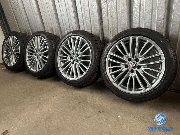 5-6mm! Originele Alfa Romeo Giulia QV 18 inch antraciete vel, Auto-onderdelen, Banden en Velgen, Banden en Velgen, Winterbanden