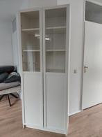 Ikea Billy boekenkast/ witte vitrinekast met glazen deuren, Ophalen of Verzenden