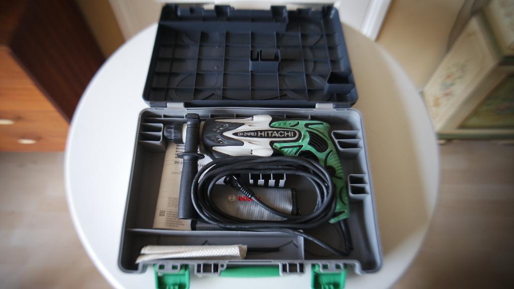 Hitachi SDS klopboormachine / NIEUW  !!!!!, Doe-het-zelf en Verbouw, Gereedschap | Boormachines, Ophalen of Verzenden, Nieuw, Boormachine