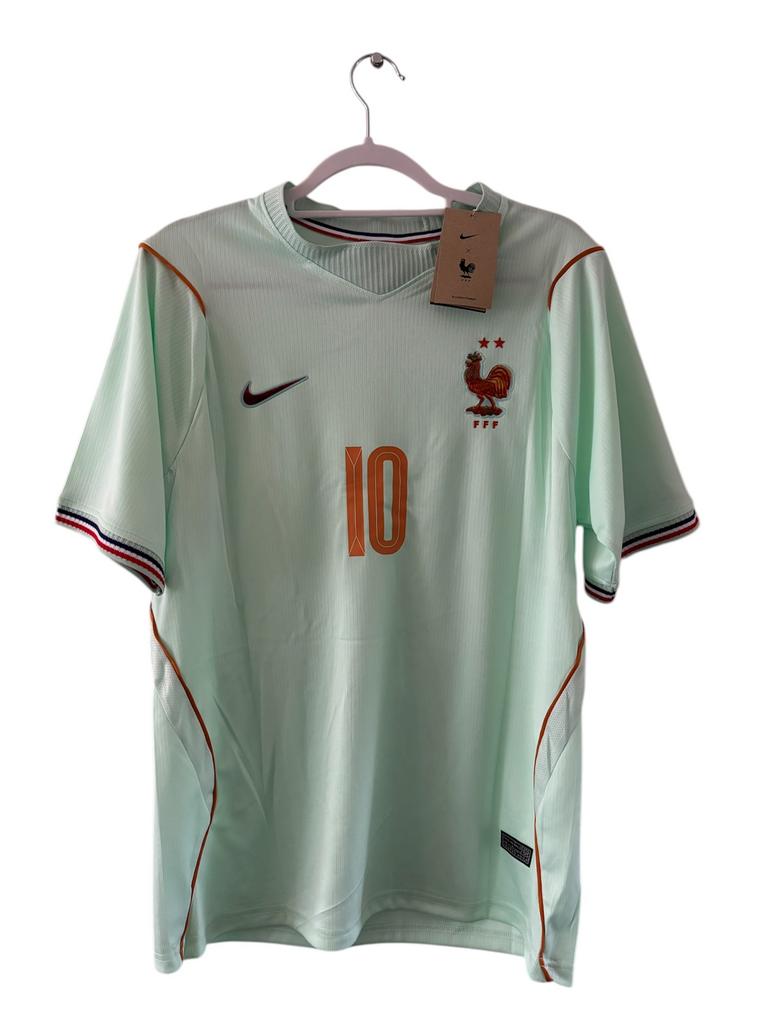 Mbappé Frankrijk shirt maat L – nieuw, Verzamelen, Sportartikelen en Voetbal, Ophalen of Verzenden, Nieuw, Buitenlandse clubs