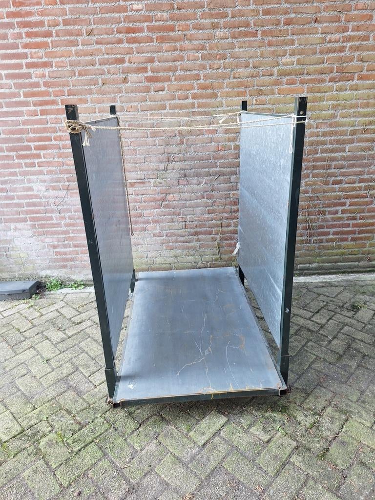 Stevige metalen transportbak / opslagbak, Doe-het-zelf en Verbouw, Transportwagens, Ophalen