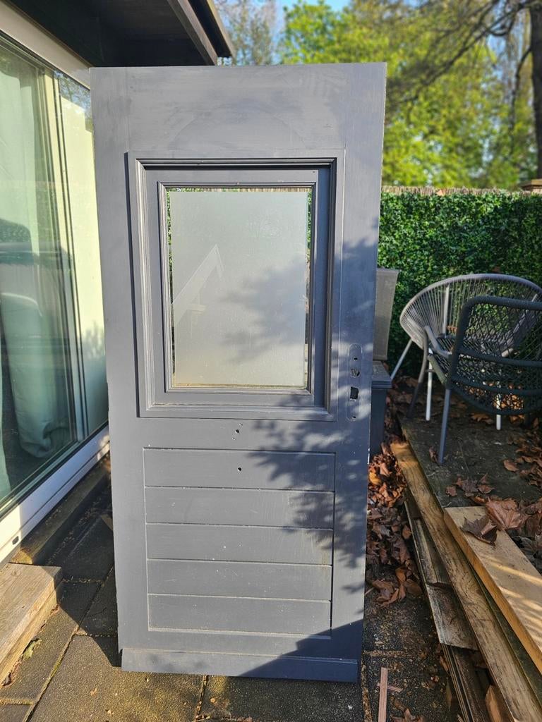Hardhouten deur met ruit - Gebruikt, Ophalen, Gebruikt, 80 tot 100 cm, Buitendeur