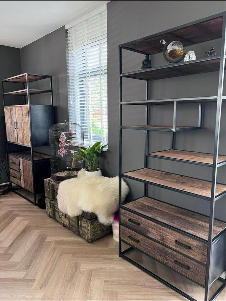 Industriële teakhouten kasten met lades en deuren, Ophalen, Gebruikt, 200 cm of meer, 50 tot 100 cm