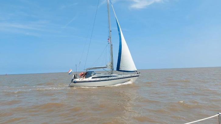 Friendship 33 met 1.10 diepgang, Watersport en Boten, Kajuitzeilboten en Zeiljachten, Gebruikt, Tourjacht of Cruiser, Polyester