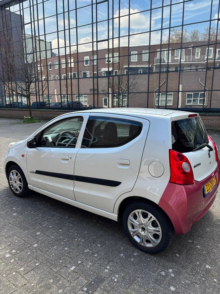 Suzuki Alto 1.0 2012 Wit, Voorwielaandrijving, 200 kg, 4 stoelen, Origineel Nederlands