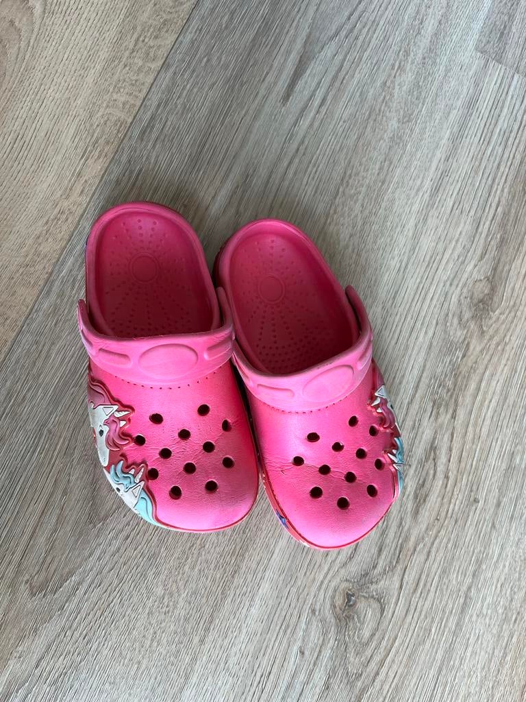 Roze crocs met eenhoorns, maat 26/27, Kinderen en Baby's, Kinderkleding | Schoenen en Sokken, Ophalen of Verzenden, Gebruikt, Meisje