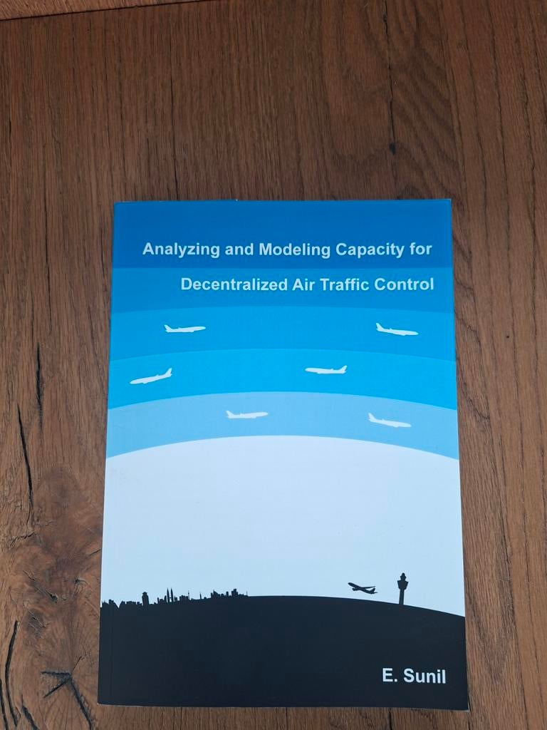 Analyzing and Modeling Capacity for Decentralized AirTraffic, Ophalen of Verzenden