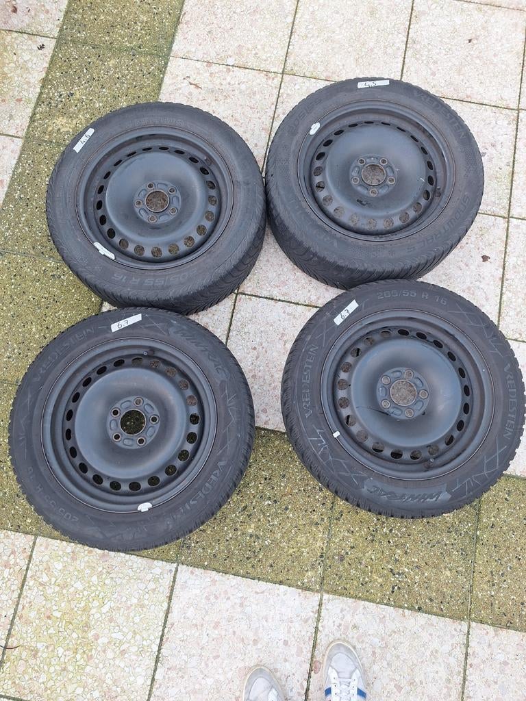 Volvo winterbanden 205/55/16, Ophalen, Gebruikt, Volvo