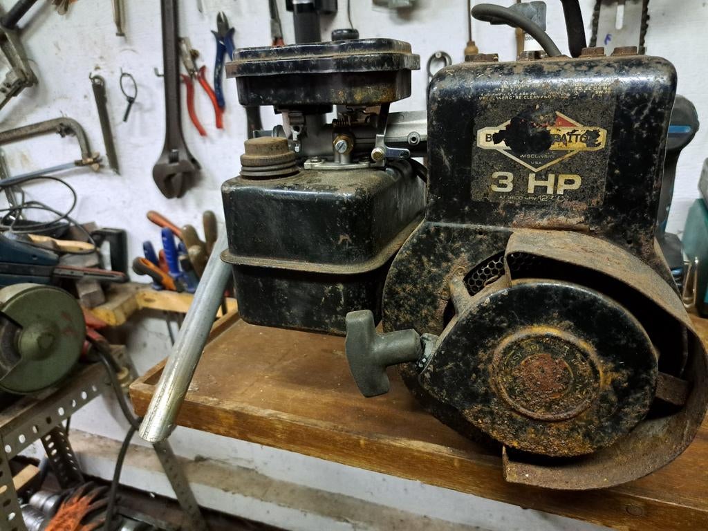 Briggs & Stratton 3 PK Motor - Opknapper/Onderdelen, Doe-het-zelf en Verbouw, Motoren, Ophalen, Gebruikt, Benzinemotor, 1800 rpm of meer