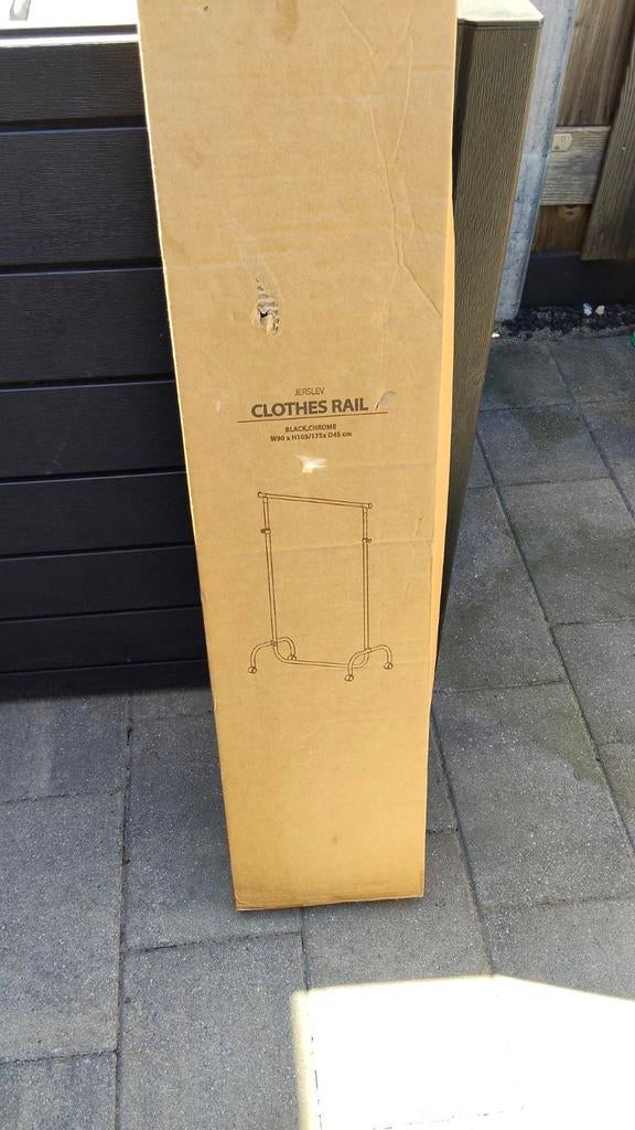 Nieuw JERSLEV Kledingrek Zwart/Chroom - 90x105/175x45 cm, Ophalen of Verzenden, Nieuw
