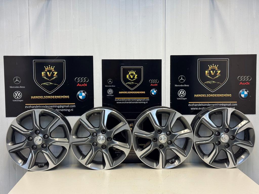 Originele Hyundai ix20 lichtmetalen velgenset 16 inch, Auto-onderdelen, Banden en Velgen, Gebruikt, Velg(en), 16 inch, C.Huygensstraat 14a